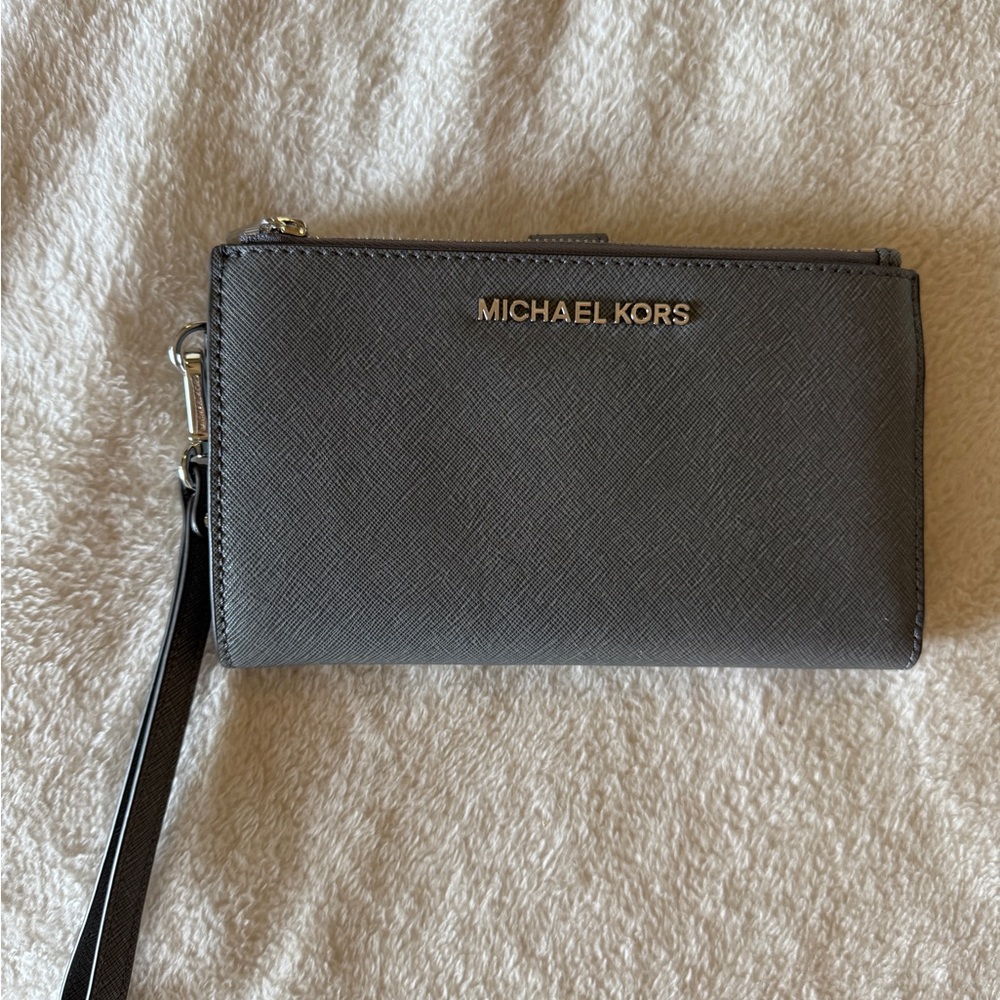 Michael Kors Charcoal Wristlet